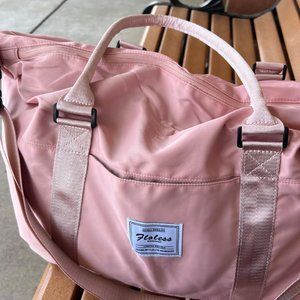 Travel Duffel Bag,Sports Tote Gym Bag,Shoulder Weekender Overnight Bag for Women